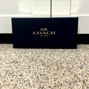 NEW NIB Coach wallet in box with Charms